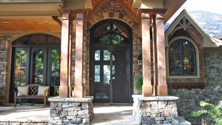 MOTORIZED RETRACTABLE SCREENS